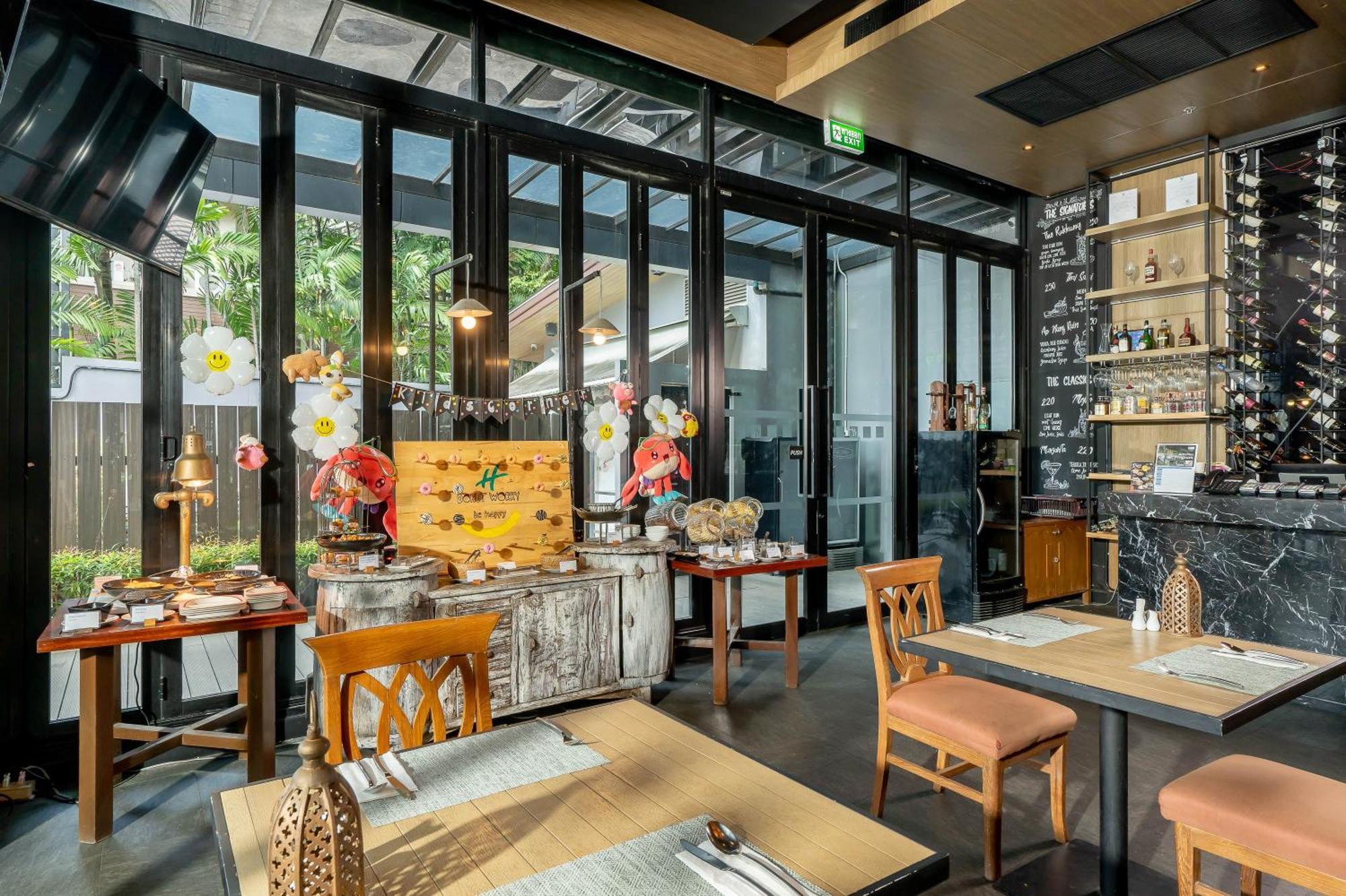 ฮอลิเดย์ อินน์ รีสอร์ต กระบี่ อ่าวนาง บีช - โรงแรมในเครือ Ihg Ao Nang ภายนอก รูปภาพ
